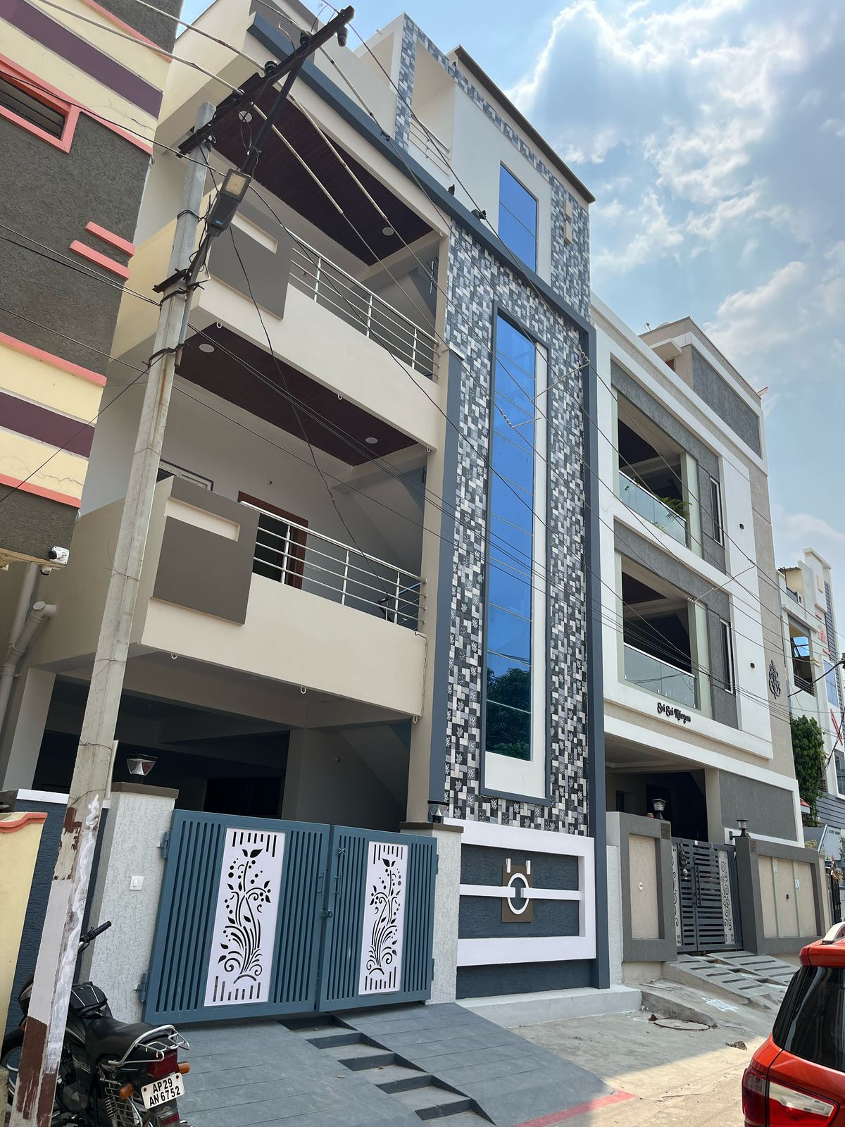 House for sale - Mallapur Telangana