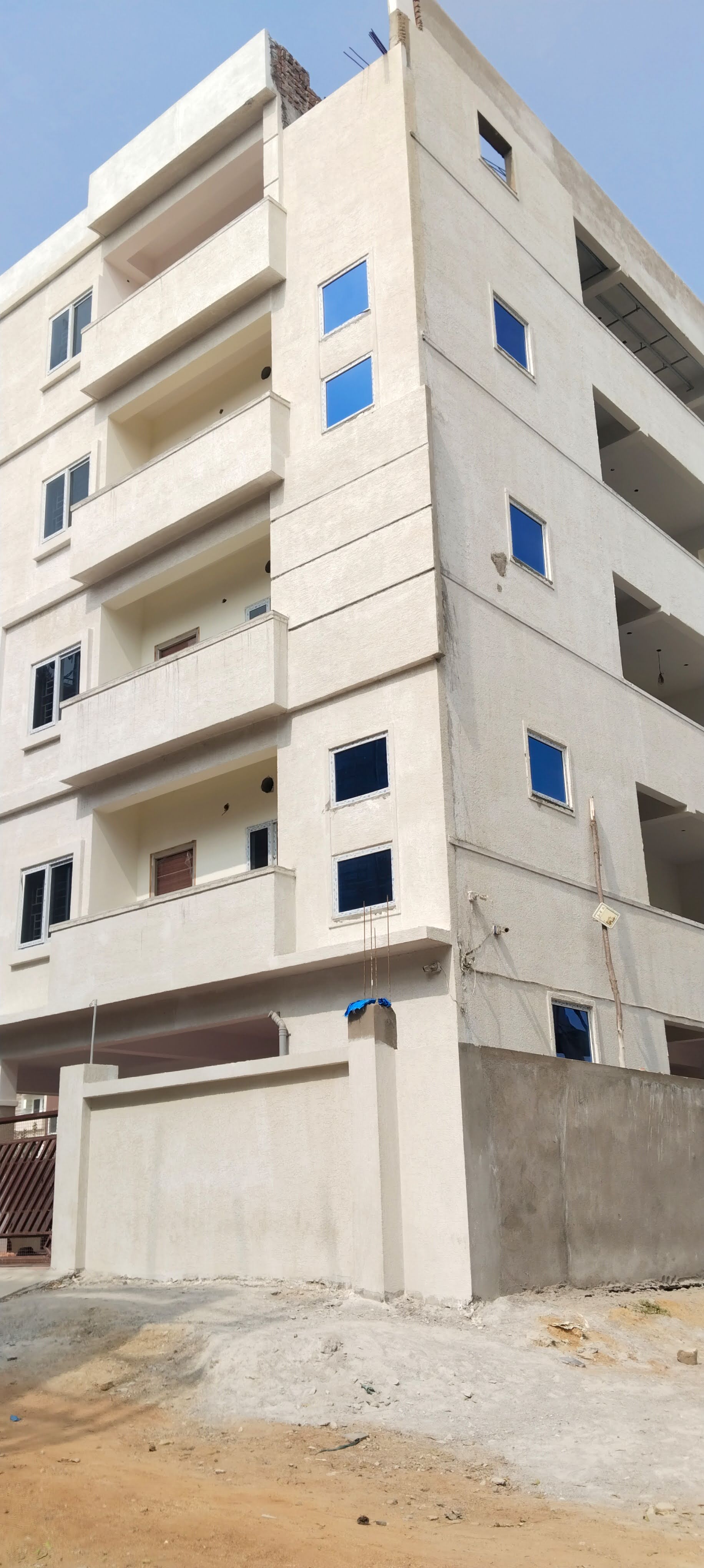 3 BHK flat 3235 sft East facing for sale