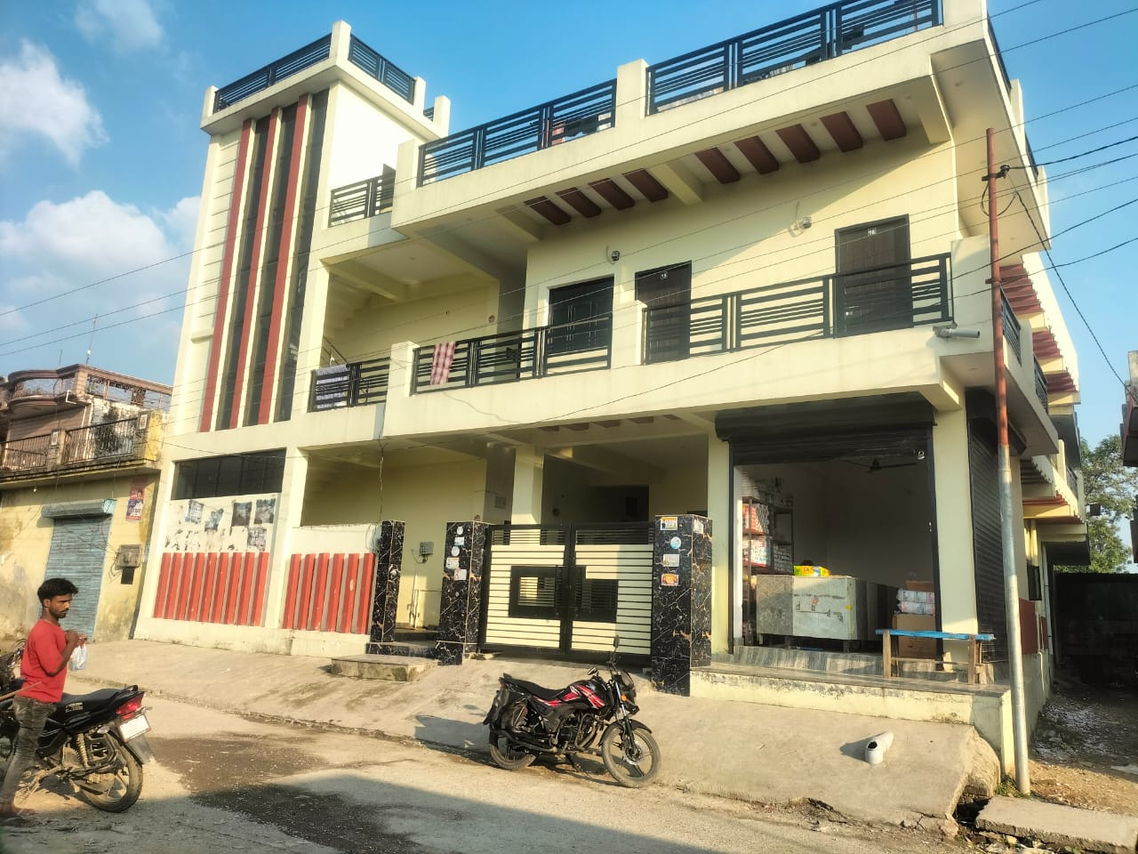 Hostel for sale - Selaqui Dehradun Uttarakhand